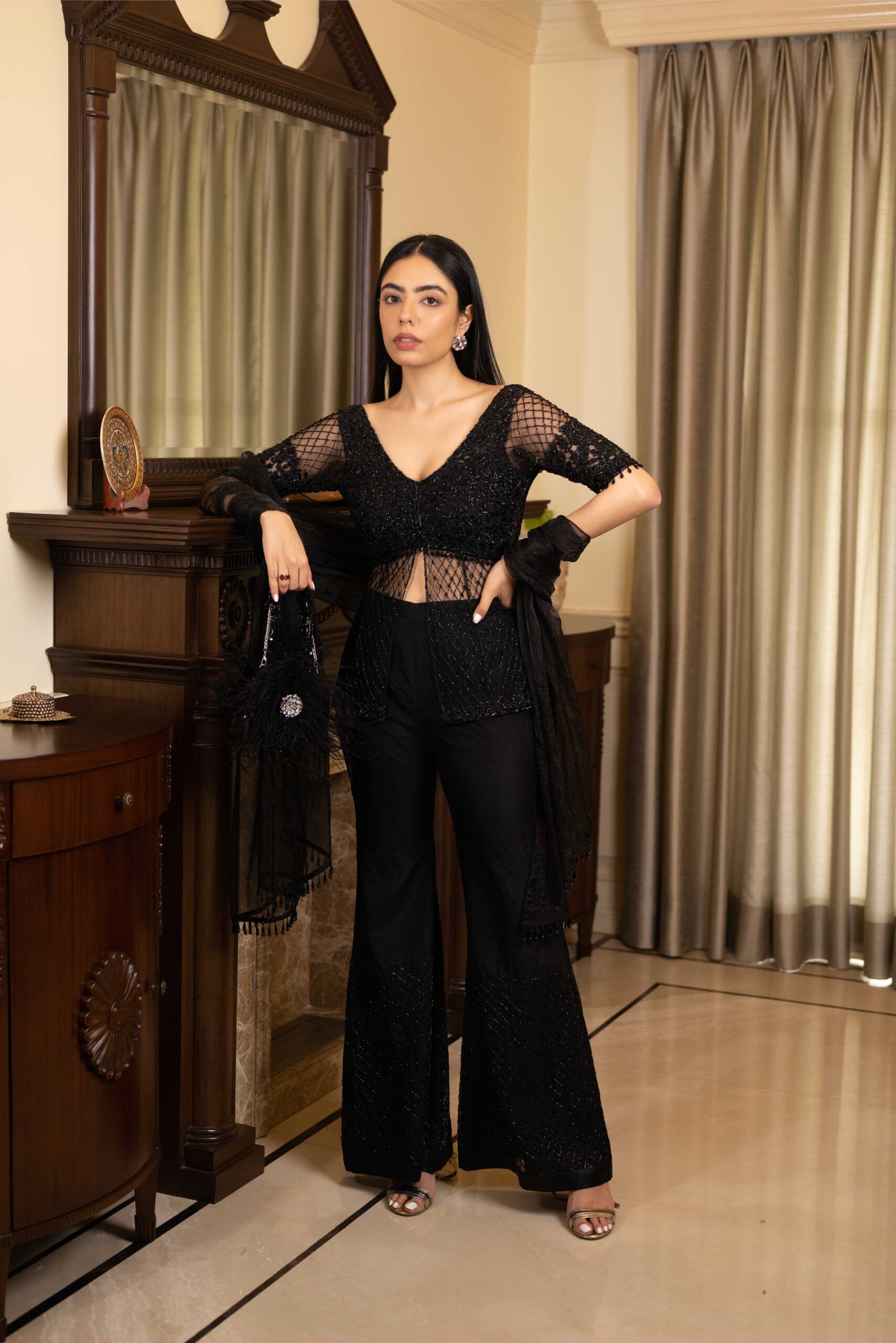 Black plain sharara pants is available in store, style it with your tops,  shirts, kurtas and many more! Shop at Le Rosh Boutique 📍Jl.... | Instagram